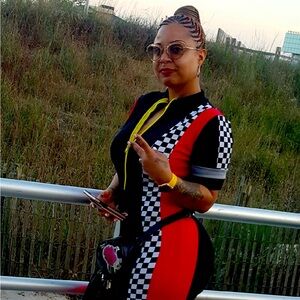 Meet your Posher, Nikisha